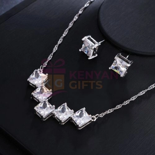 Bridal Necklace And Earring Jewellery Set kenyangifts.com