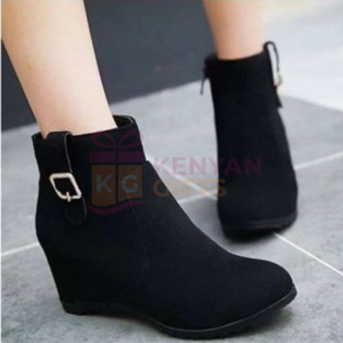 Classy Women Fashion Black Boots kenyangifts.com