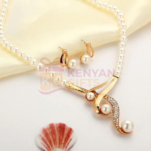 Pearl Bridal Jewellery Set kenyangifts.com