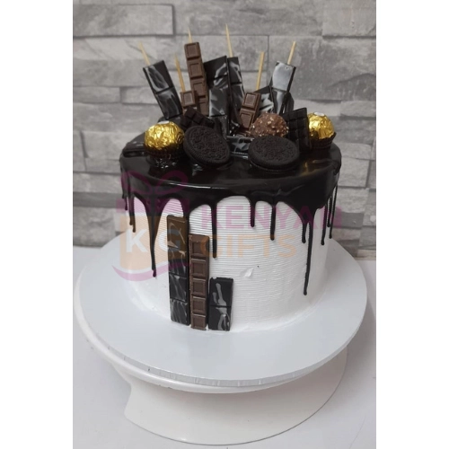 Chocolate Pro Indulge Cake