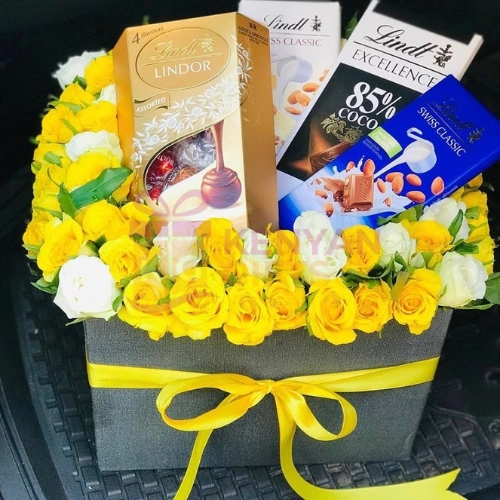 Yellow & White Roses Gift Box