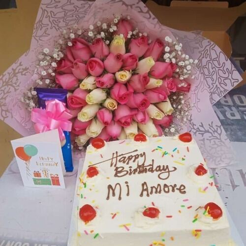 BIRTHDAY CAKE WITH PINK ROSES