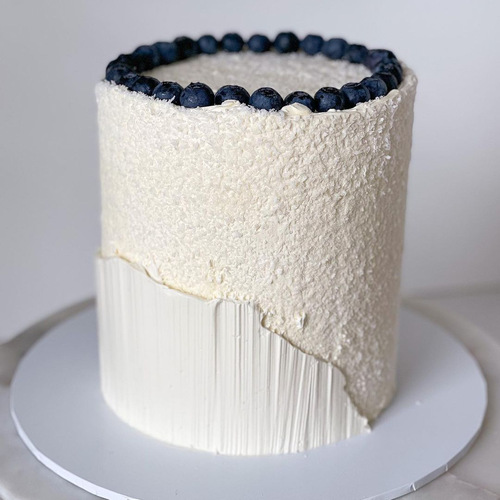 LONG WHITE CAKE