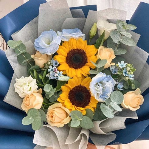 SUNFLOWERS BOUQUET